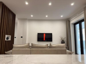 Modern meets Comfort 2 Br Apartment in central Bllok